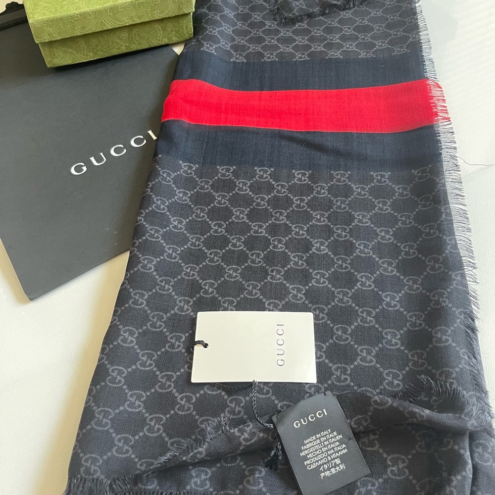 GUCCI GG WEB STOLE - Picture 3 of 10